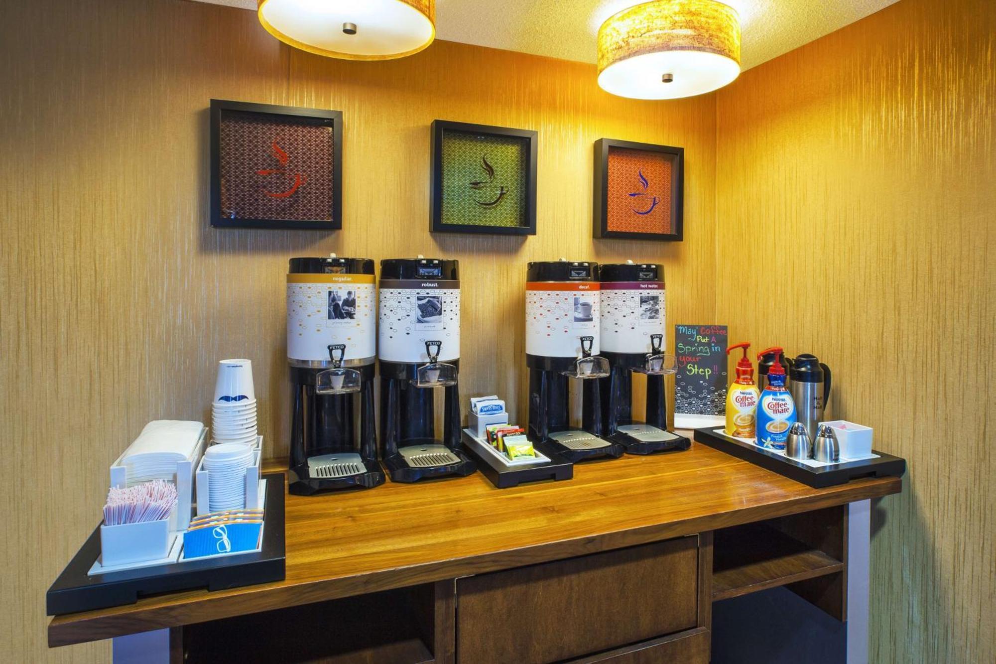 Hampton Inn Gaylord Ngoại thất bức ảnh
